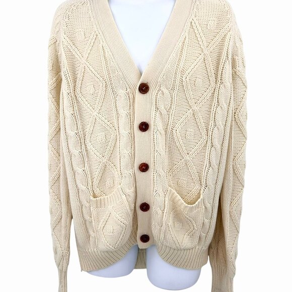 VINTAGE MEN'S GIMBELS IVORY CABLE KNIT GRANDPA CARDIGAN SWEATER W/ POCKETS! - Picture 2 of 7